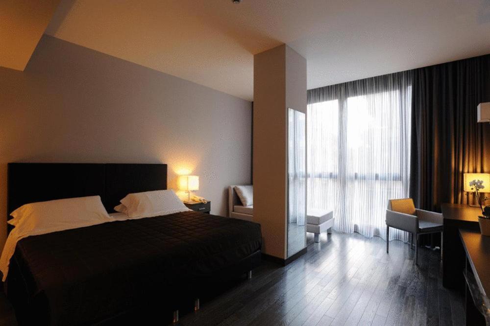 Park Hotel Sporting Teramo Exterior foto